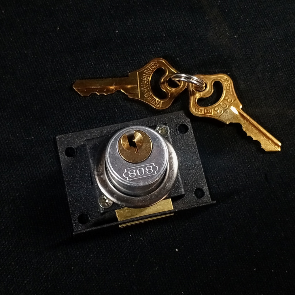 808 Kunci Laci Lemari Kuningan Drawer Lock 22 MM