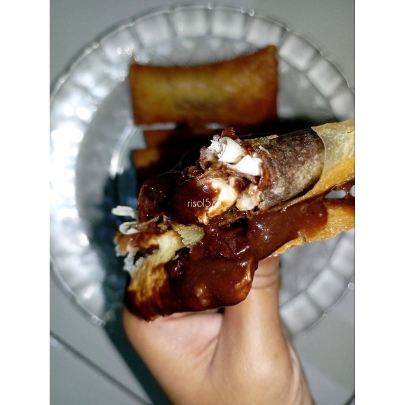 

piscok pisang coklat lumer isi 6 besar