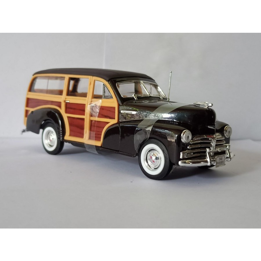 Diecast Mobil Chevrolet Fleetmaster 1948 hitam minaitur mobil welly 1:24 murah