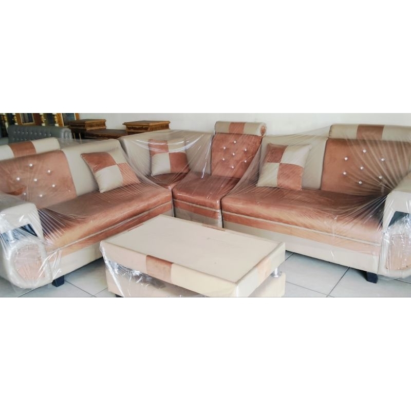 Sofa L bahan Bludru