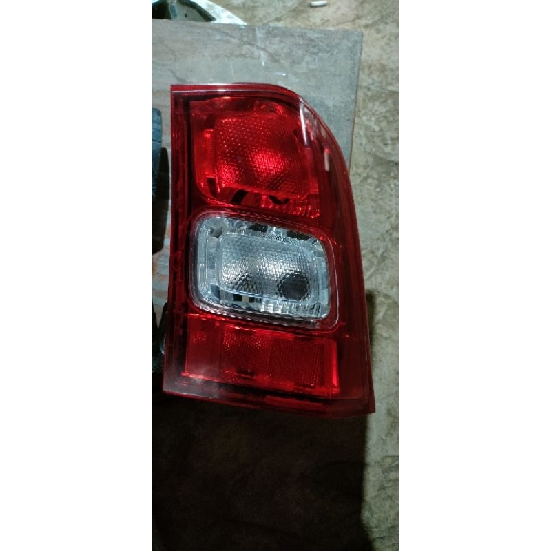 stoplamp suzuki ignis original