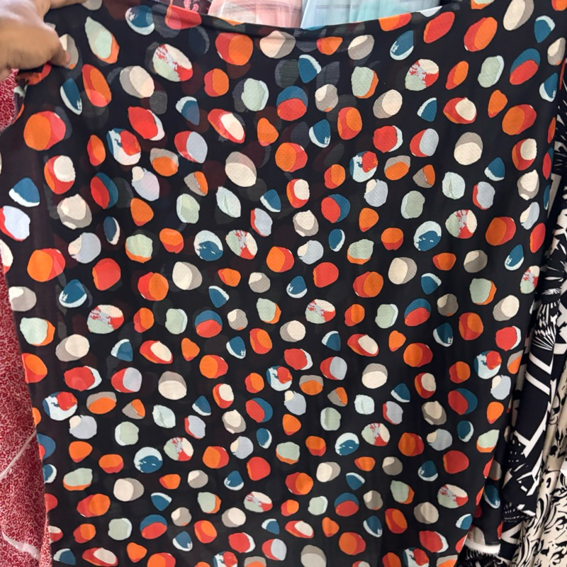 kain cardenza motif polkadot - kain cardenza silk - kain satin silk motif premium - kain silk motif 