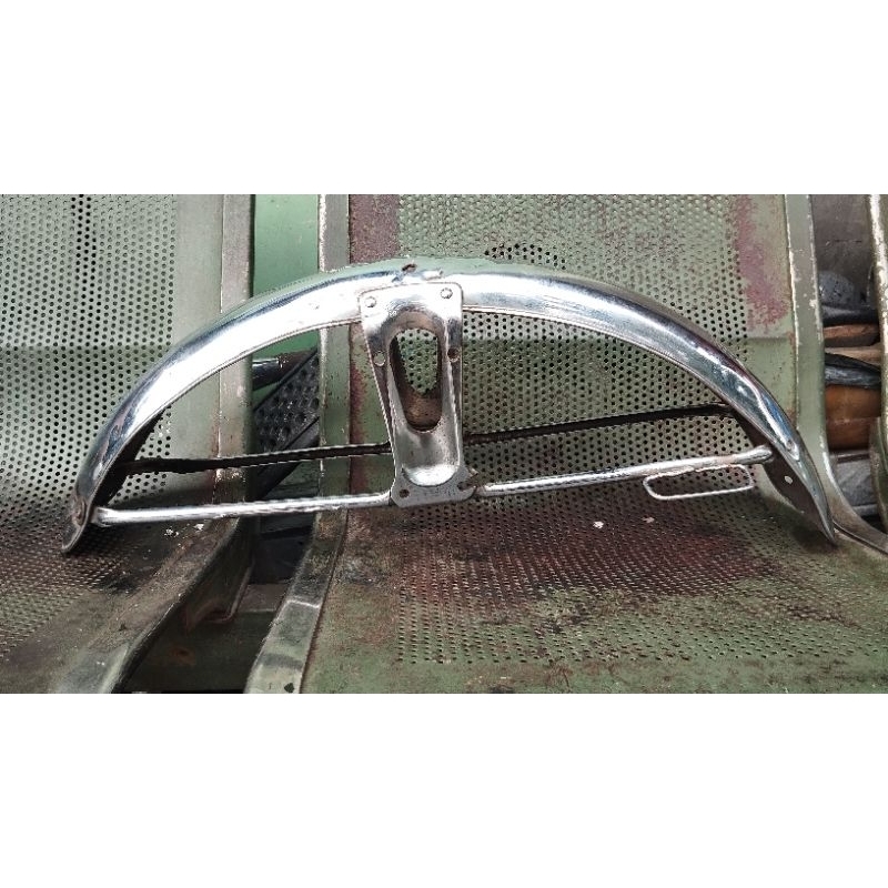 slebor spakbor depan honda cb 100 k3 k5