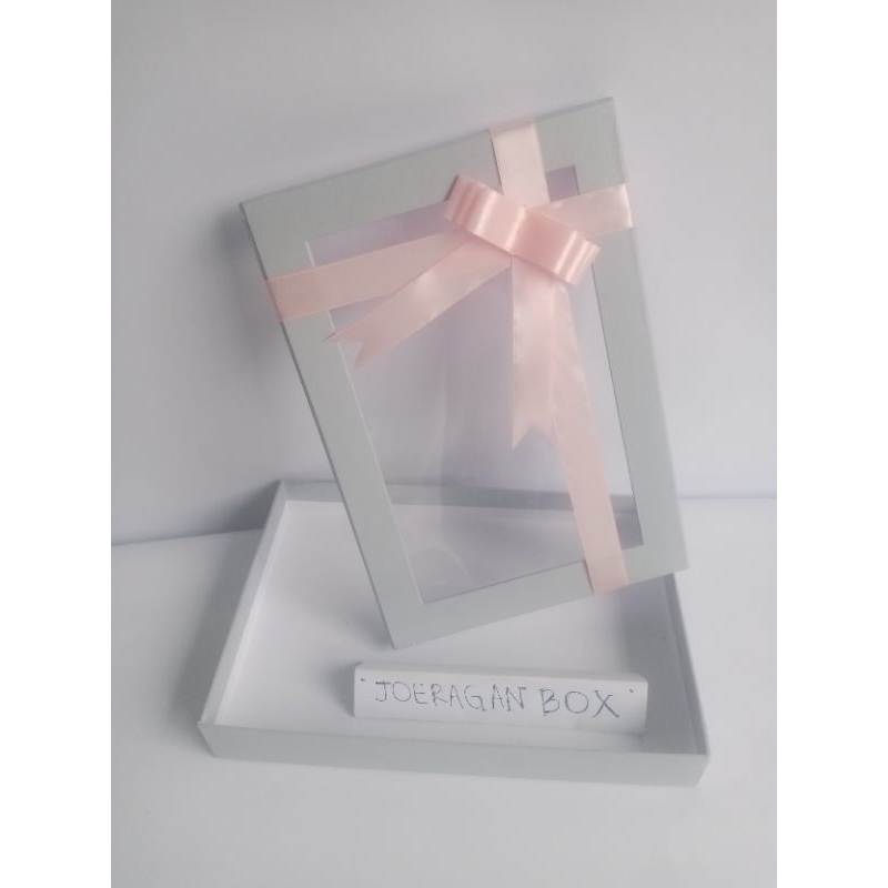 

kotak Kado / Giftbox / Box Hampers / Kotak Parcel / Kotak Hantaran / Box seserahan / Box Hampers / tempat Parcel / Tempat bucket