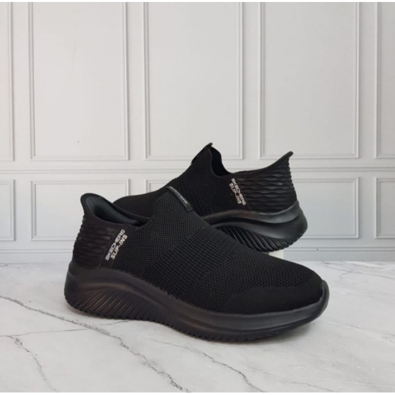 SKECHERS SEPATU SLIP ON MEN'S/ SKECHERS SLIP ON ULTRA GO