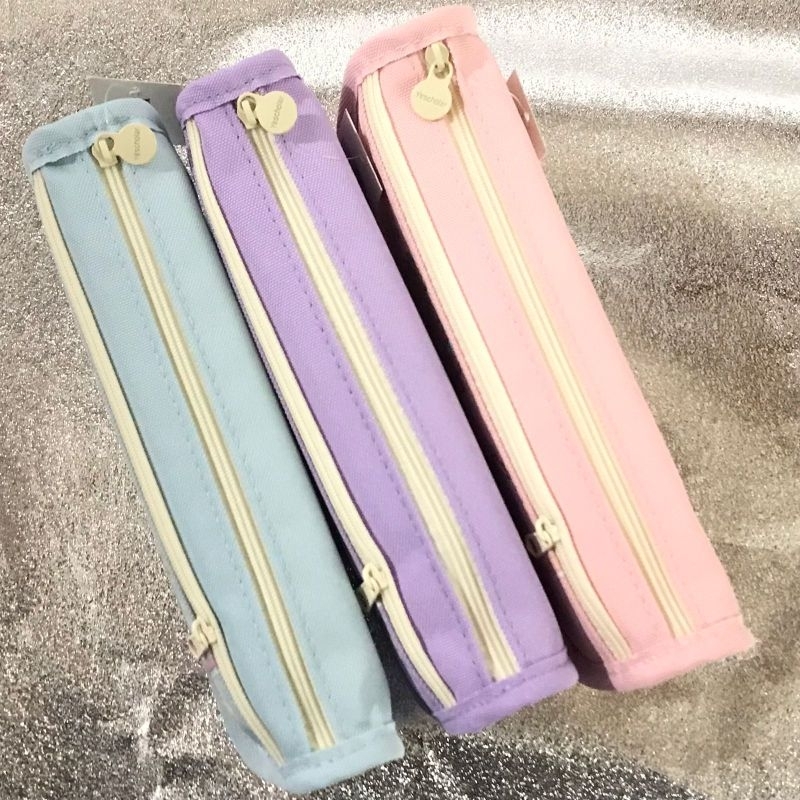 

Tempat Pensil KAYAGI Tipe ky-7821