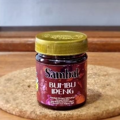 

Sambal hitam bumbu ireng / sambel bebek bumbu hitam / sambel ireng / sambel hitam