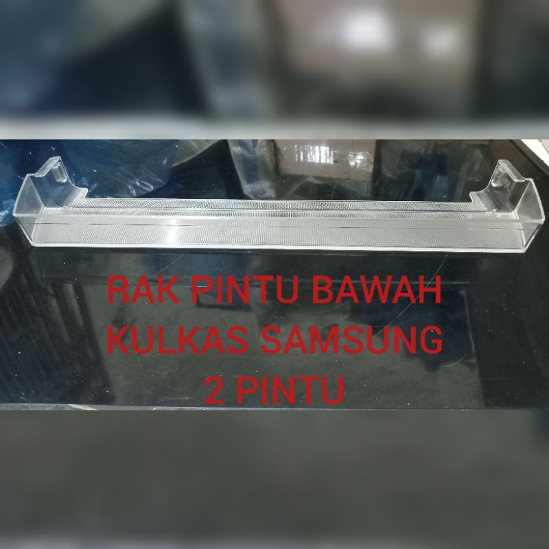 RAK PINTU BAWAH NO1 KULKAS SAMSUNG INVERTER 2 PINTU.MODEL RT32FARCDSA.SECOND ORIGINAL