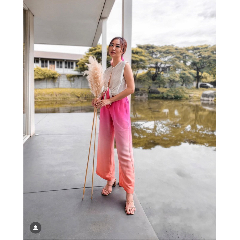 celana pants novere x mmehuillet pink celana imlek no refund and exchange