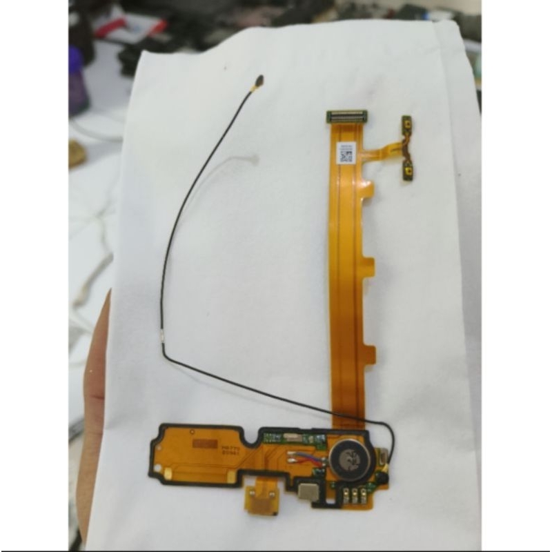 flexible penghubung mesin dengan papan konektor charge pcb cas oppo a37 a37f original ori copotan