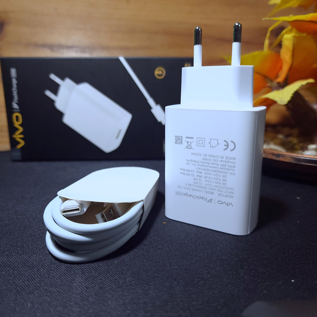 Casan Vivo 44 Watt / Charger Vivo 44 Watt. [FAST CHARGING AKTIF] V444OLOAO-CN