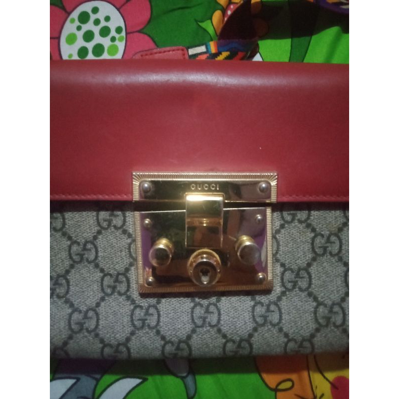 Gucci padlock strap webbing