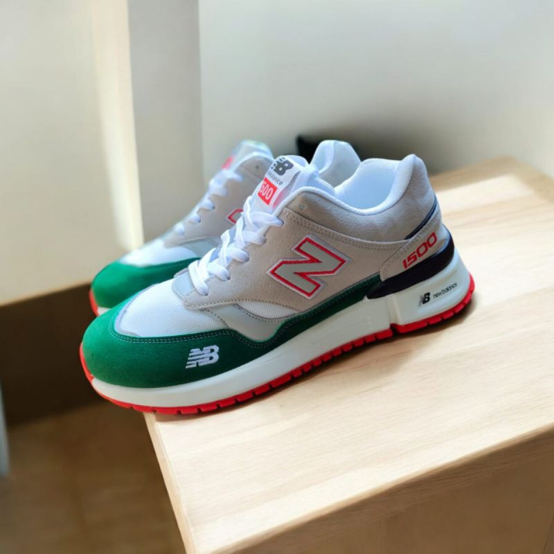 Sepatu Wanita/ Sepatu Sneaker/ sepatu Keren NEW Fashion import