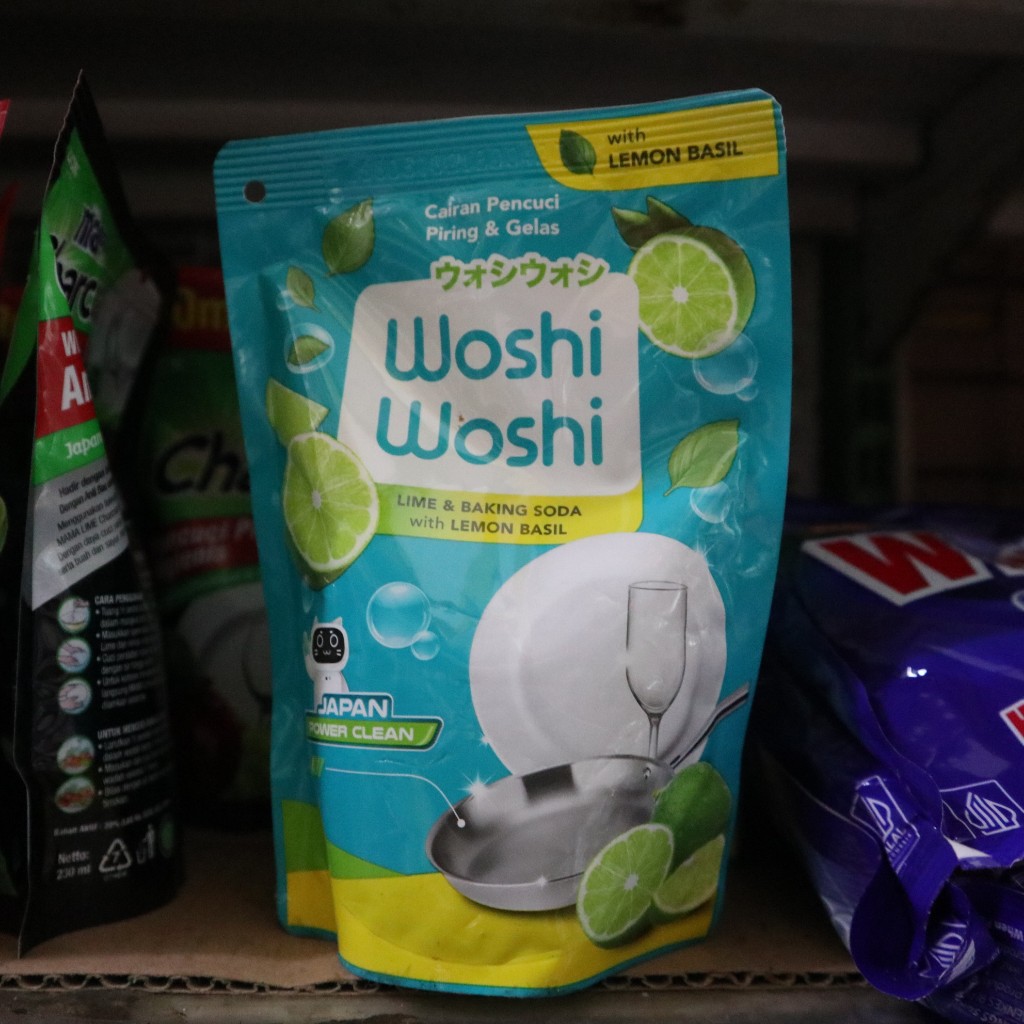 Woshi Woshi Sabun Cuci Piring Lime & Baking Soda 75, 200, 390 ml - 390 ml, Green Tea