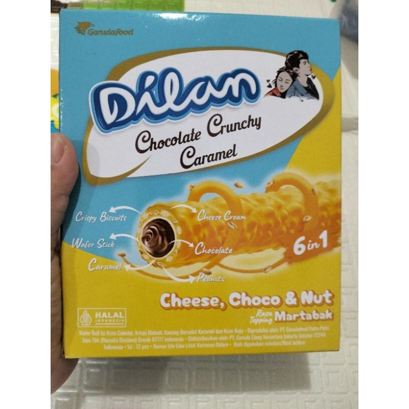 

Snack/roti/biskuit/wafer/cookies/Dilan cheese choco nut 1box isi 12pcs