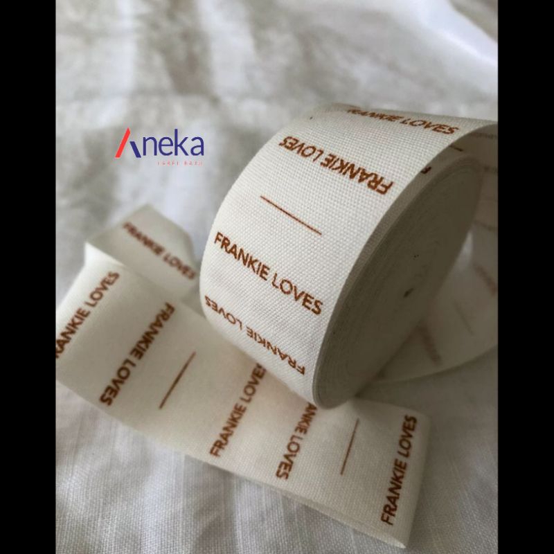 

Label Baju / Label Hijab / Label Woven Damask Subtitute / Label Katun 3 cm