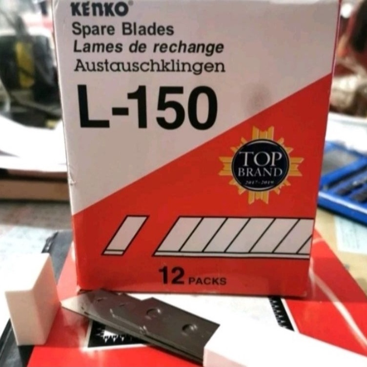 

KODE J14K Pisau Refill Cutter Besar L15 isi 12 Tube