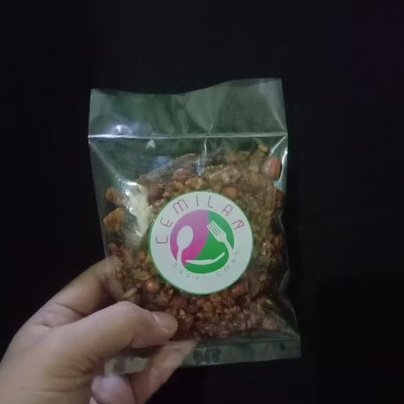 

KERING TEMPE TERI KACANG 80GRAM