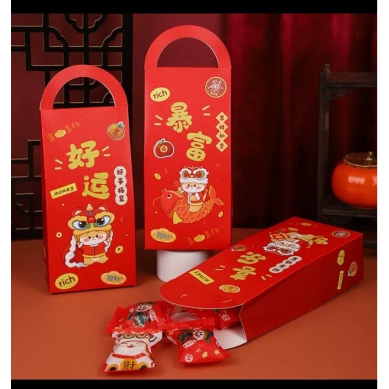 

Box Imlek Cookies Box Imlek Permen Box Imlek Coklat dus imlek souvenir dus imlek snack kotak imlek kue kotak permen imlek kotak cookies imlek dus kuker imlek box kuker imlek