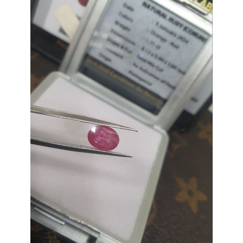 NATURAL RUBY ORANGY RED NO HEATED 1.71 CT