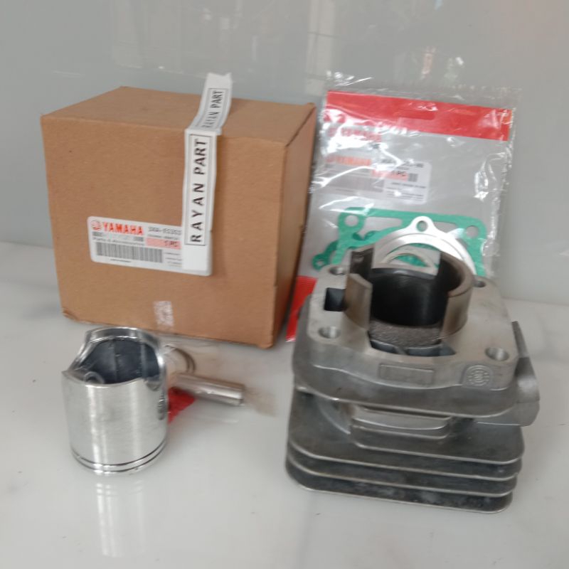 BLOK SEHER FIZ R FIZ R FIZ R FIZ R 3XA BLOK+PISTON+TOP SET