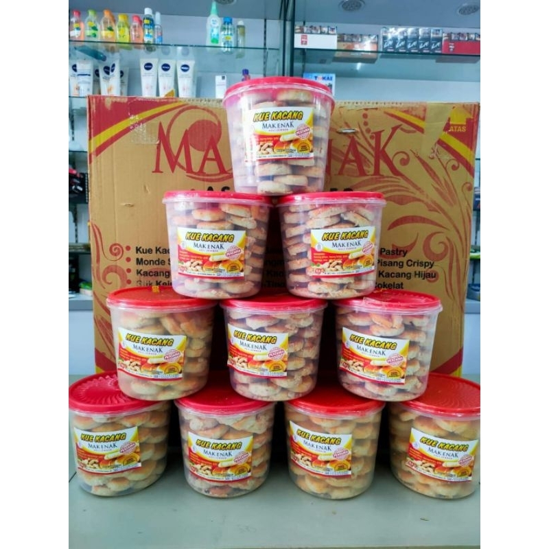 

Kue kacang mak enak