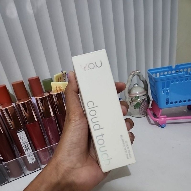 Y.O.U BLURRING FOUNDATION SKINTINT