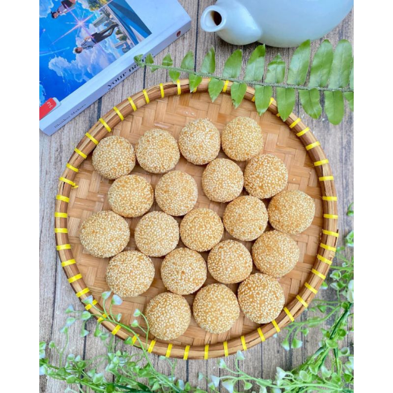 

Onde Onde Kacang Hijau Original / Warna / Kue Basah / Kue Subuh / Kue Jajanan Pasar / Kue Tradisional Frozen isi 10 pcs