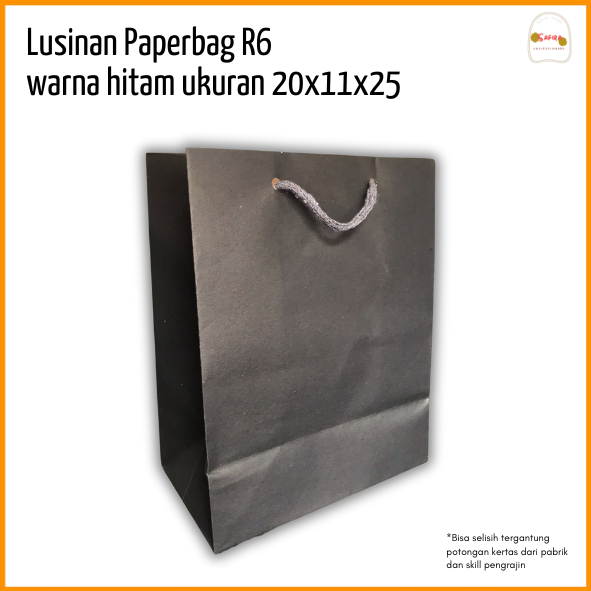 

[ LUSINAN ] PAPERBAG HITAM R6 UKURAN 20X25 / PAPERBAG HAJATAN PAPERBAG SOVENIR GOODIE BAG