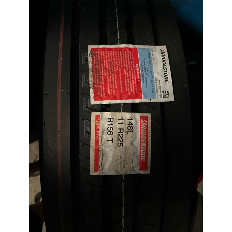 Ban Luar Bridgestone 11R 22.5 R156