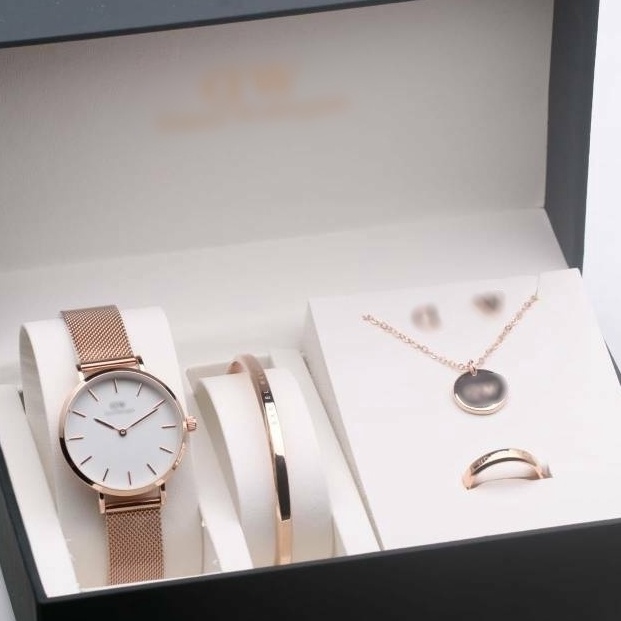 KODE C84K JAM TANGAN WANITA DW RANTAI PASIR PETITE TALI STAINLESS PAKET 1 SET FREE BOX ORIGINAL  PAP