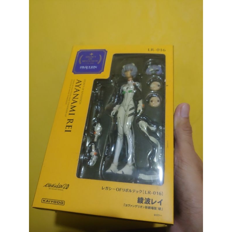 action figure ayanami rei revoltech ori