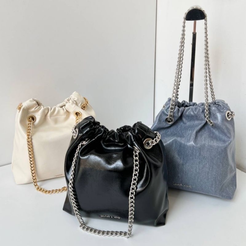 Tas CK selempang bahu serut rantai hitam putih biru denim