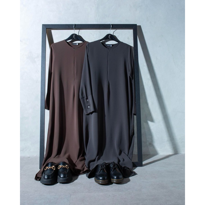 Leyya Aljenna black mazen preloved