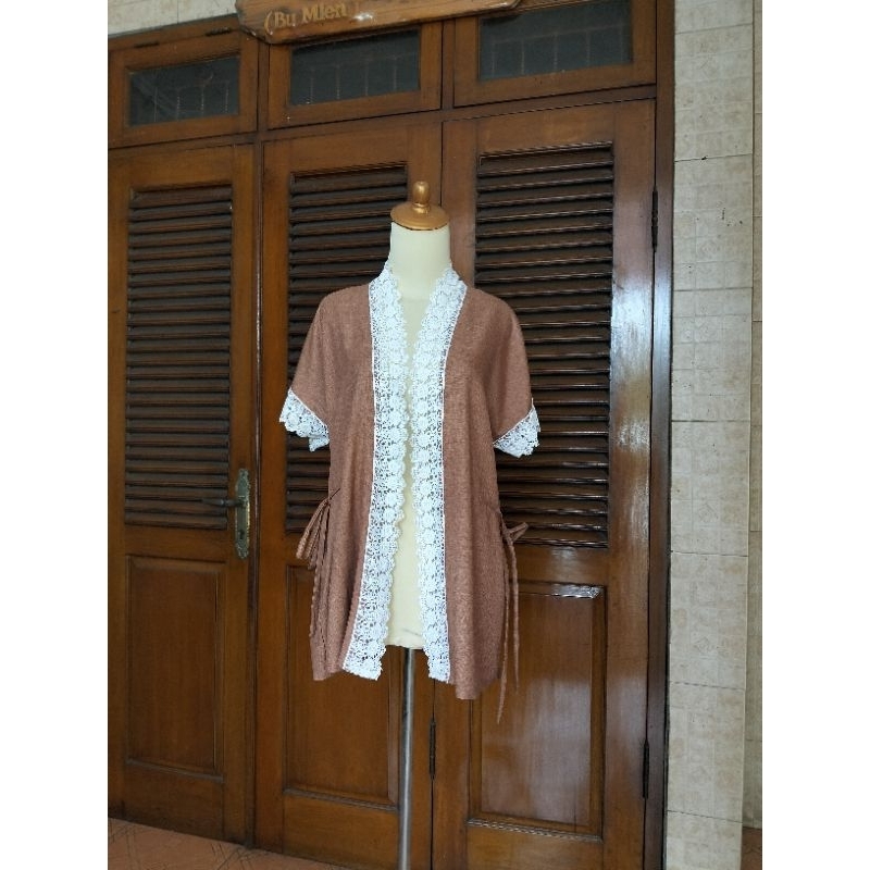 Renda vest wanita premium - Renda vest tanpa lengan