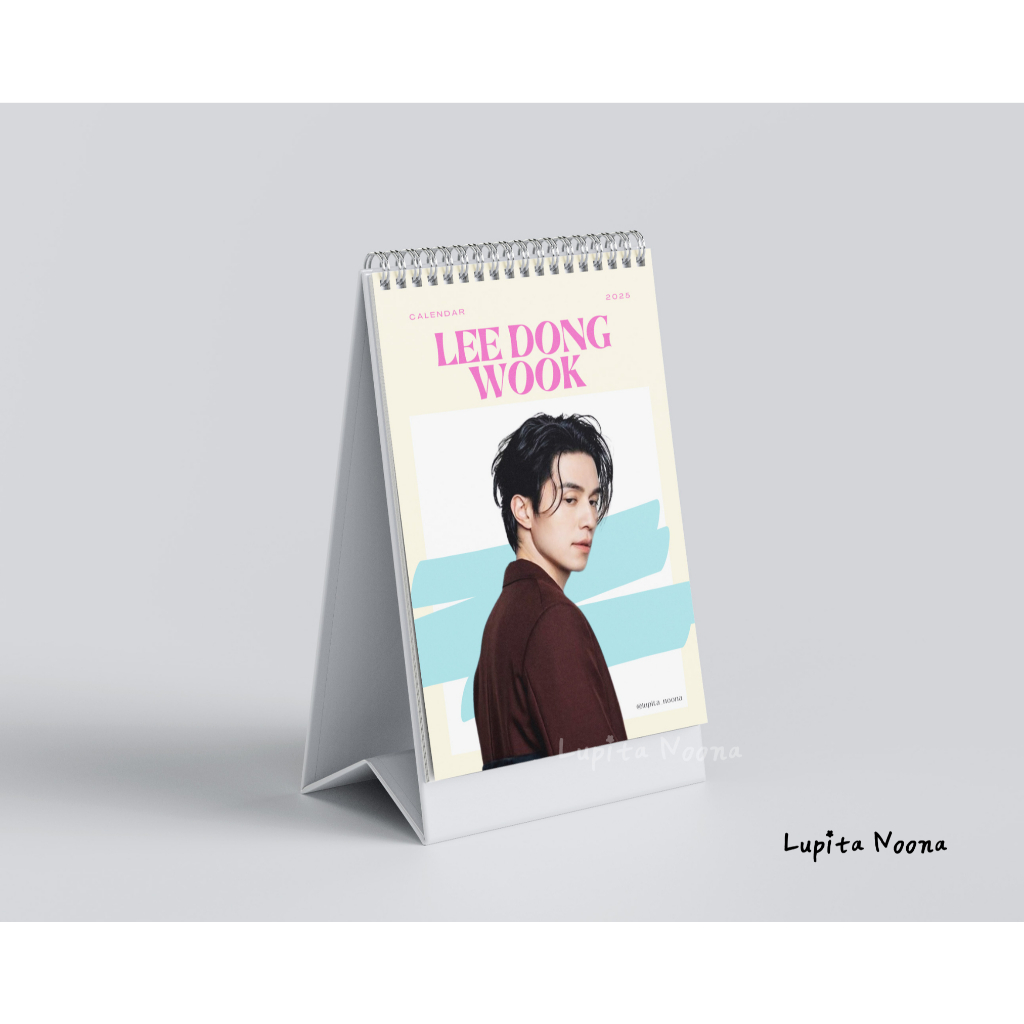 Kalender Duduk Lee Dong Wook 2025