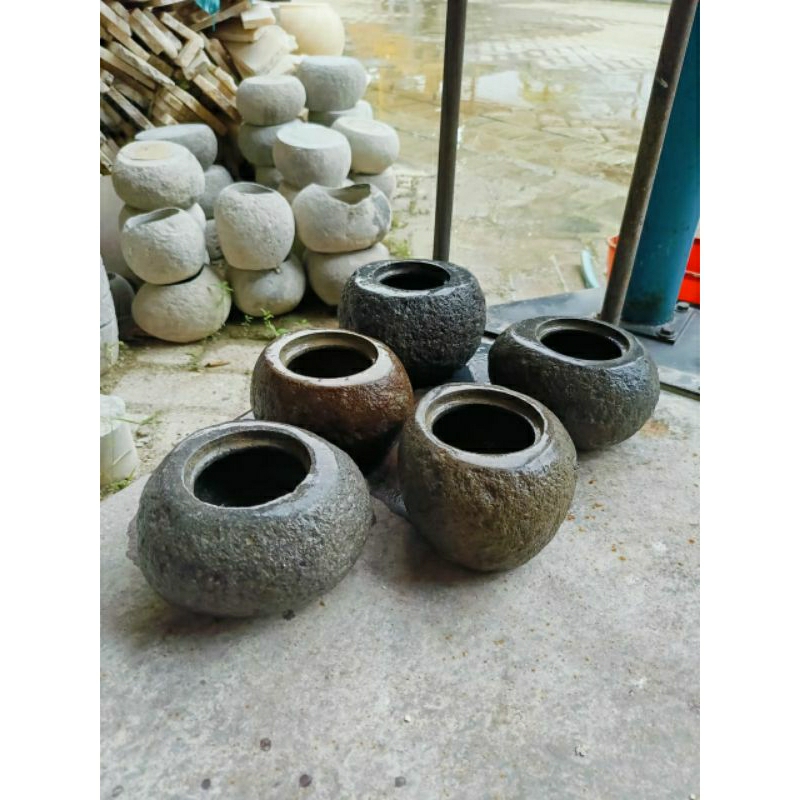 Pot tanaman natural ukuran kecil batu sungai