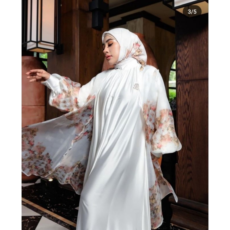 SHELLASAUKIA DRESS SILK SUTRA ARMANY ROMPI ORGANZA PRINTING SET HIJAB SEGI EMPAT