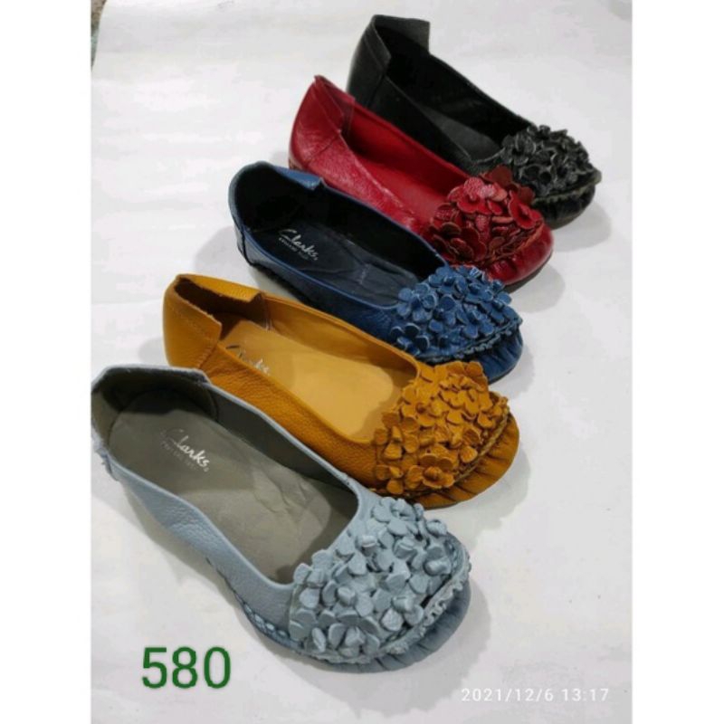 SEPATU WANITA CLARKS  KD 580 / SEPATU KULIT / SEPATU KERJA KANTOR