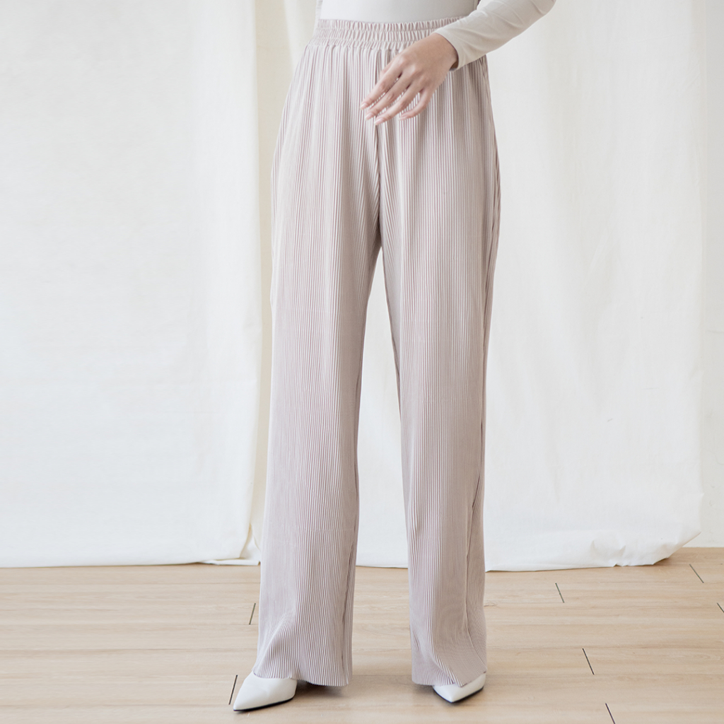 Nilam by Aska Label - Celana wanita plisket full karet pinggang