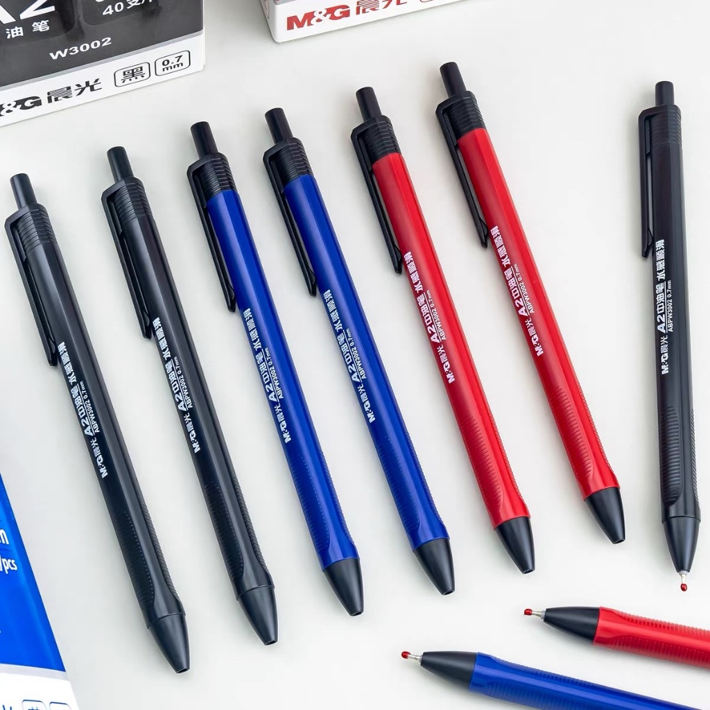 

Pen minyak 40pcs M&G A2 0,7 mm setengah jarum mendorong tipe bola pen untuk penggunaan kantor, lembut dan penjualan panas