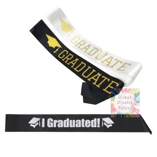 Selempang sash graduated wisuda graduation graduate kelulusan lulus berhenti kerja hitam pink biru p