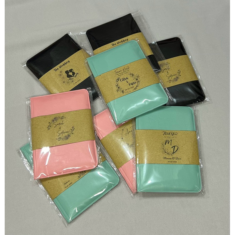 Souvenir pernikahan / Souvenir dompet kartu / Dompet kartu / Souvenir wisuda / gift ulang tahun