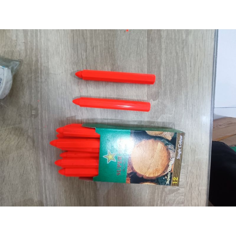 

Marrking crayon cross cut Superstar orange Super Star