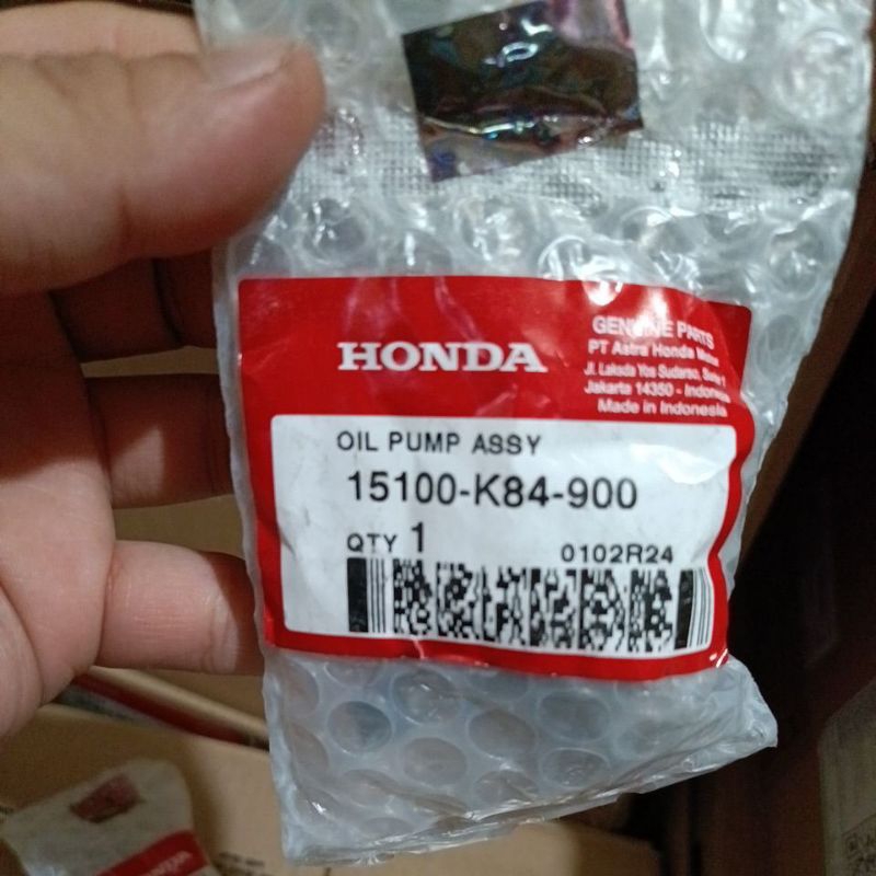 15100 K84 900 OIL PUMP ASSY POMPA OLI CRF150L original