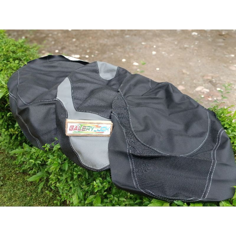 KULIT JOK PCX 160 / PCX 150 MBTECH ORIGINAL / ALL PCX