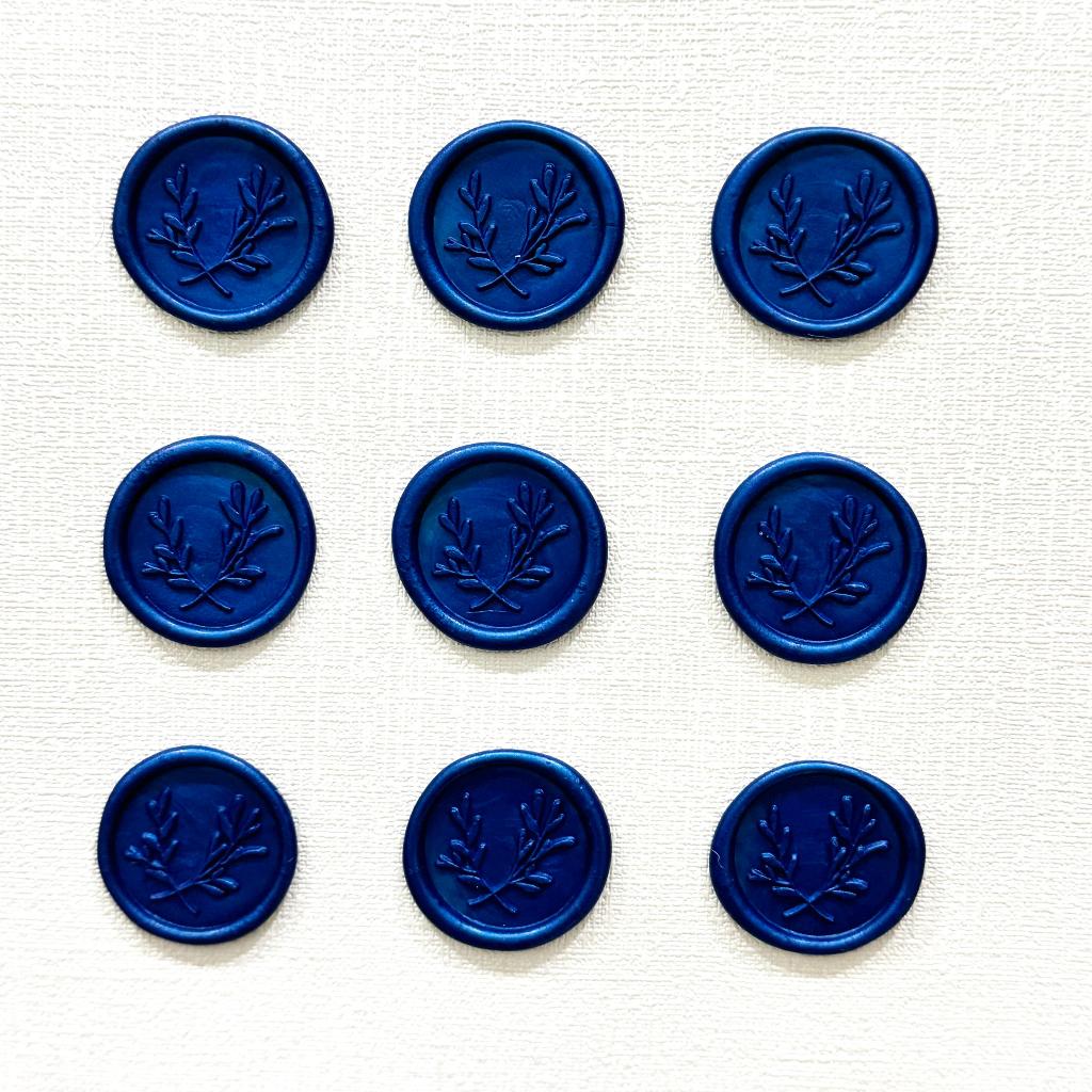 

Maven (Navy) - 1 Pieces Wax seal coinbulat sticker instan segel vintage undangan / DIY Hampers / Wax Octagon GUN