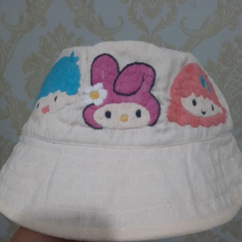 READY Original Import Sanrio Jepang Topi Rajut (Model Topi Gunung) Anak Dewasa Wanita NO Second