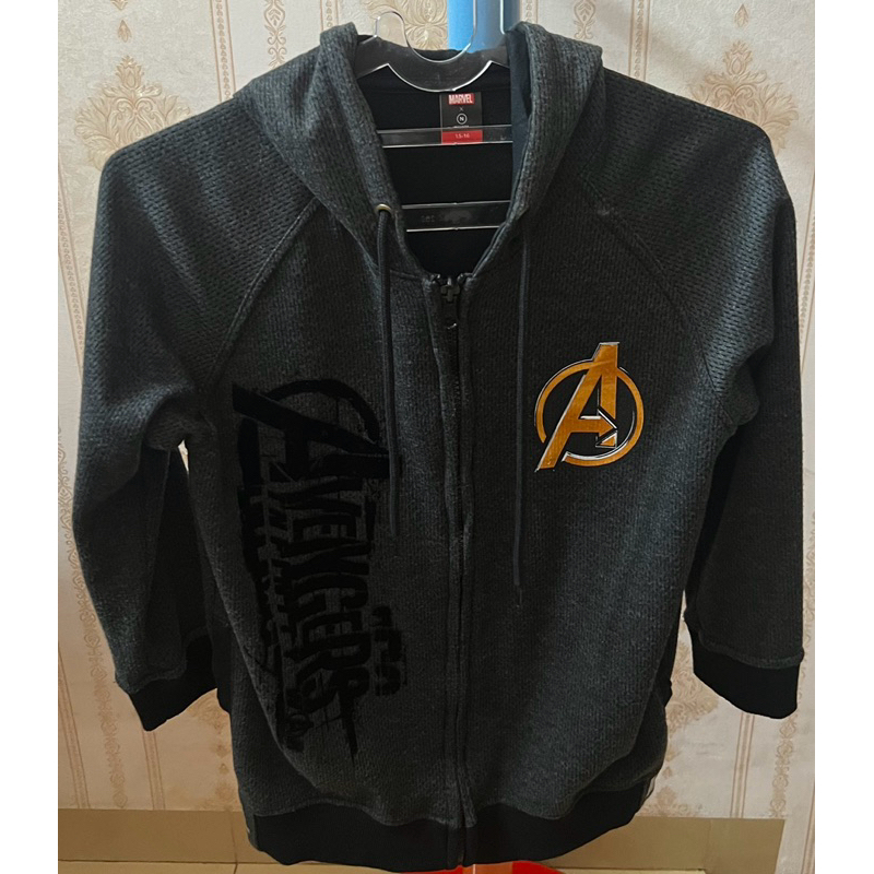 Preloved Second Kaos M.A.R.V.E.L x N.E.V.A.D.A Authentic O.R.I.G.I.N.A.L Warna Hitam Kids Tag Size :