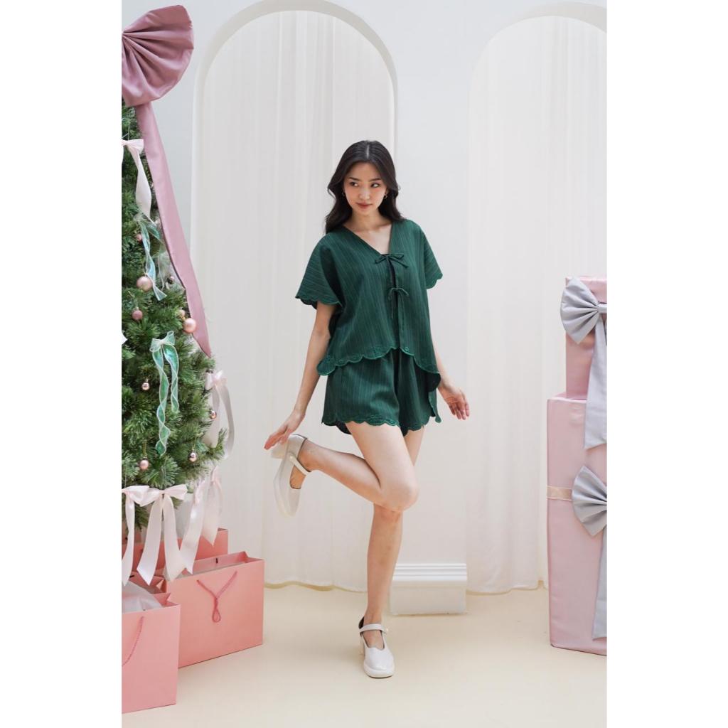 GARNET SET EMERALD GREEN